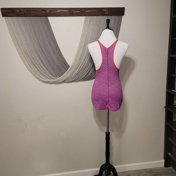 Lululemon Fuchsia Ruched Racerback Tank Sz 6 - Picture 4 of 6